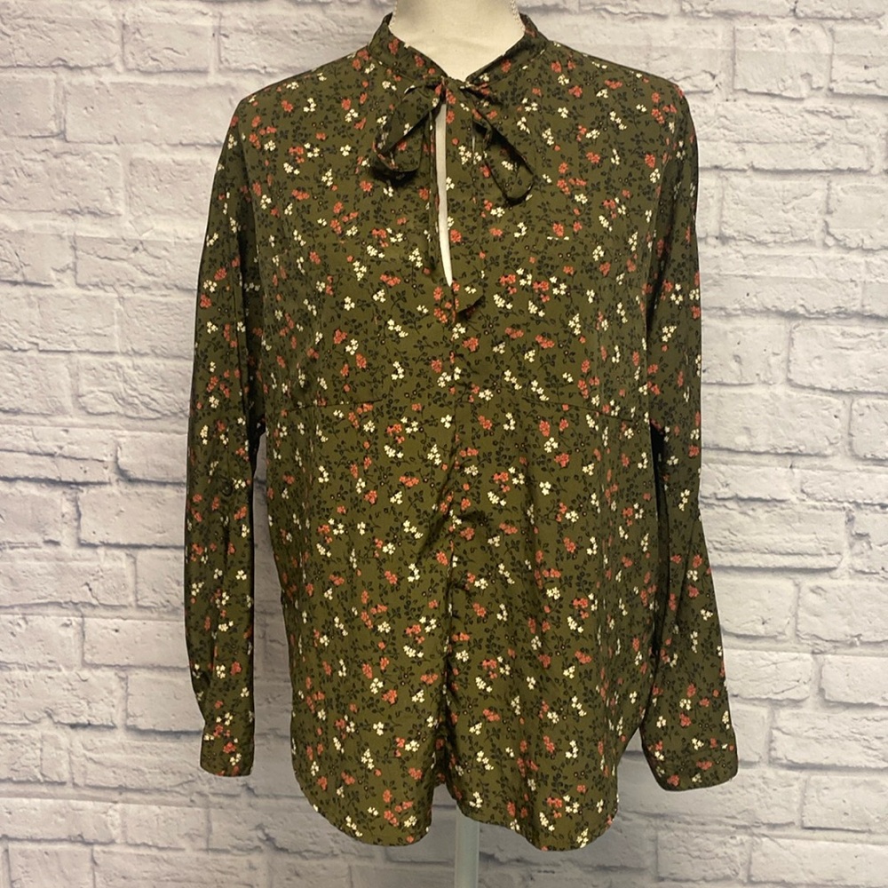 Abercrombie & Fitch Oversized Tie-neck Floral Blouse Size Medium